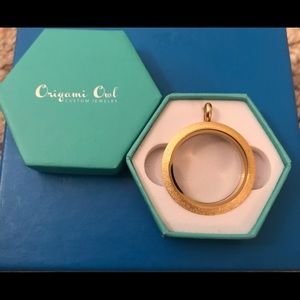 Origami Owl Twist Locket